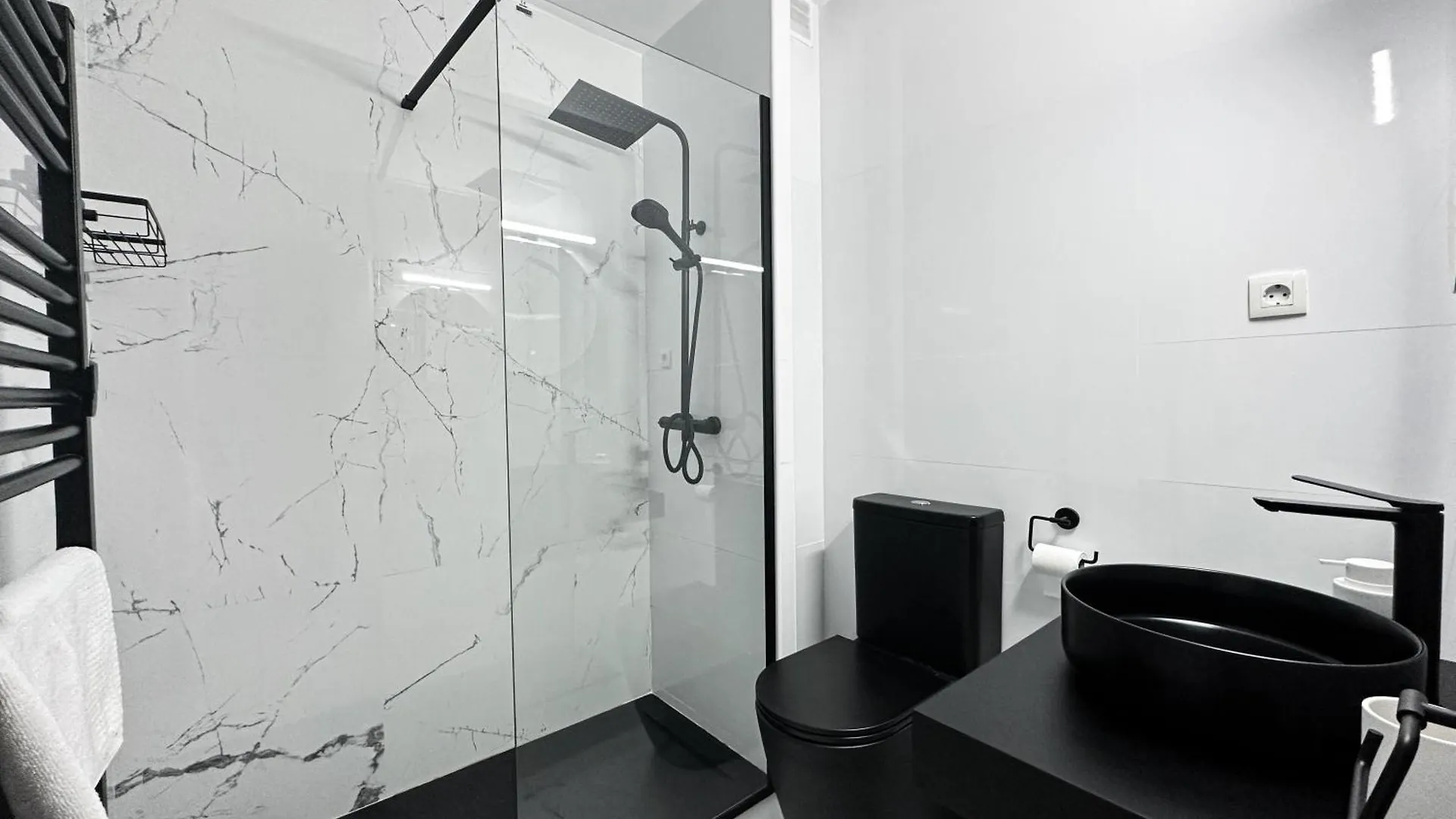 Modern Apartment In Salou Town Centre Spain